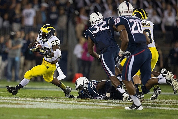 Fitzgerald Toussaint (28) and Drew Dileo (9)