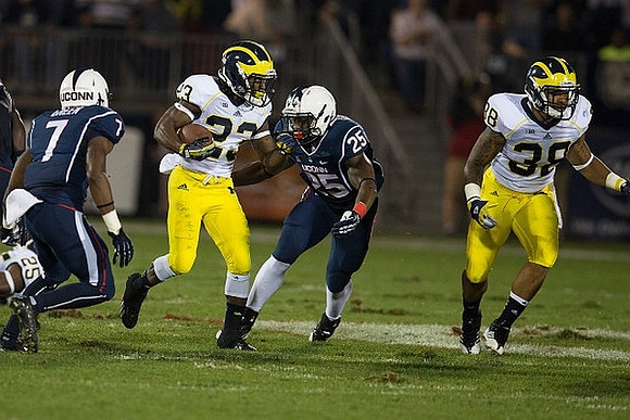 Dennis Norfleet (23) and Thomas Rawls (38)