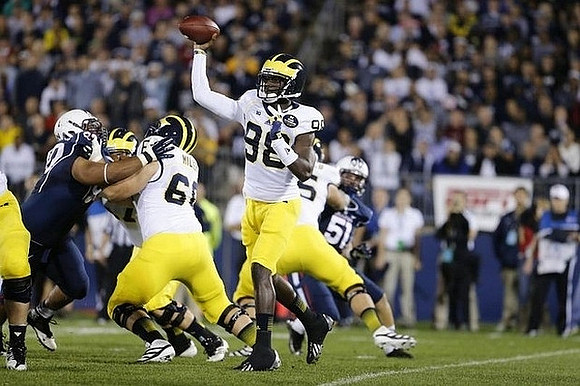 Jack Miller (60) and Devin Gardner (98)