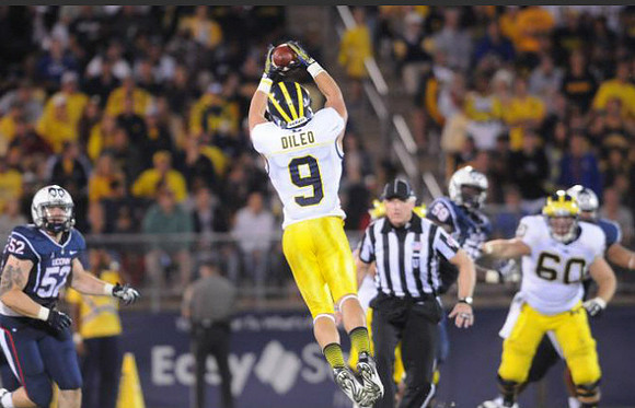 Drew Dileo (9) and Jack Miller (60)