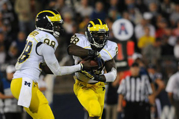 Devin Gardner (98) and Fitzgerald Toussaint (28)