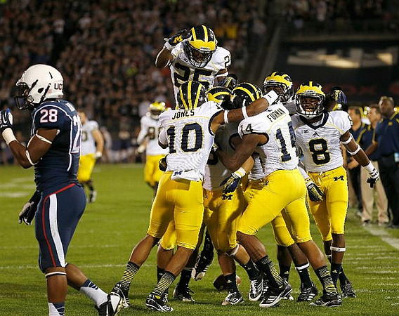 Da'Mario Jones (10), Josh Furman (14), Dymonte Thomas (25), and Channing Stribling (8)