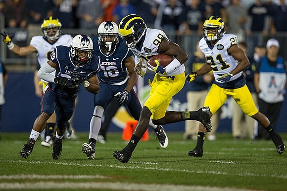 Devin Gardner (98) and Jeremy Gallon (21)