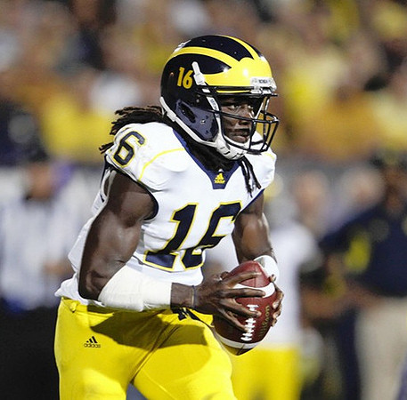 Denard Robinson (16)