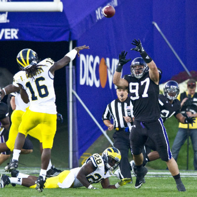 Denard Robinson (16) and Fitzgerald Toussaint (28)