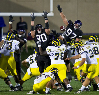 William Campbell (73), Jareth Glanda (54), Drew Dileo (26), Quinton Washington (76), Brendan Gibbons (34), and Steve Watson (84)