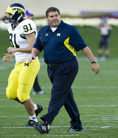 Tom Pomarico (91) and Brady Hoke
