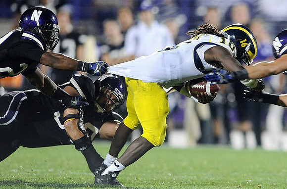 Denard Robinson (16)