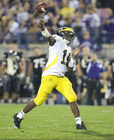 Denard Robinson (16)