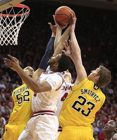 Jordan Morgan (52) and Evan Smotrycz (23)