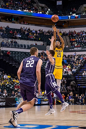 Zak Irvin (21)