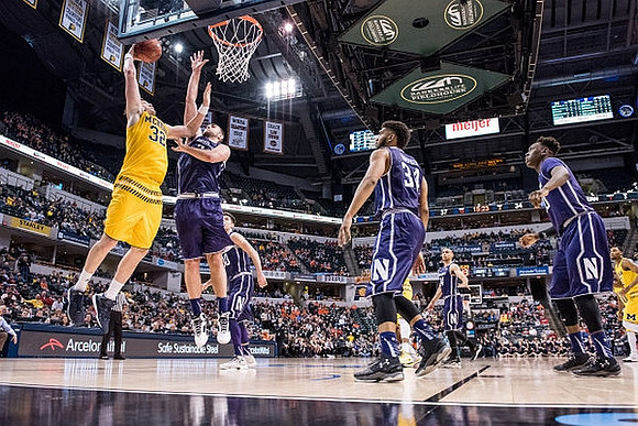 Ricky Doyle (32) and Zak Irvin (21)