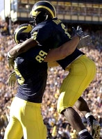 Jason Avant (8) and Tyler Ecker (89)
