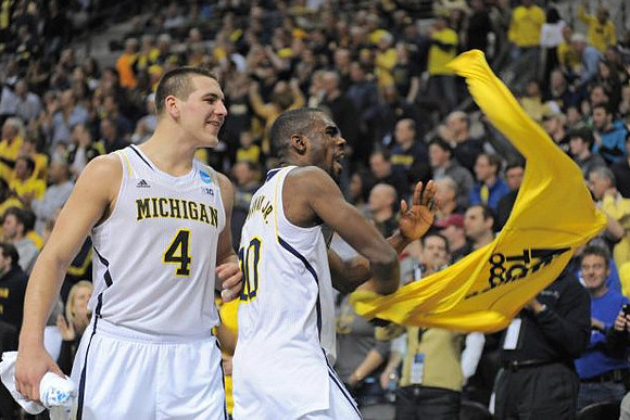 Mitch McGary (4) and Tim Hardaway Jr. (10)
