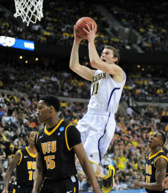 Nik Stauskas (11)