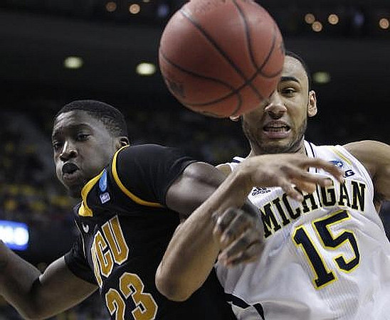Jon Horford (15)