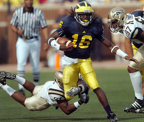 Denard Robinson (16)