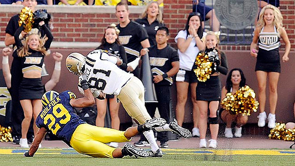 Troy Woolfolk (29)
