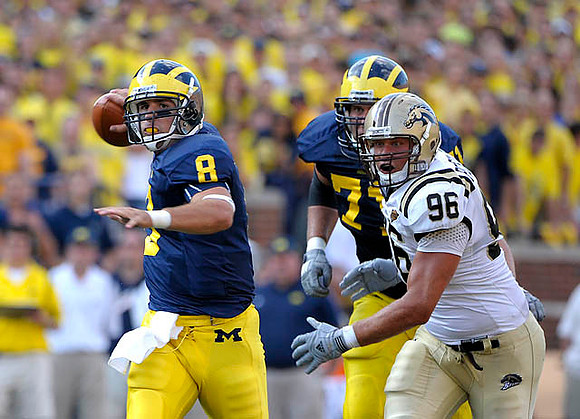 Nick Sheridan (8) and Mark Ortmann (71)
