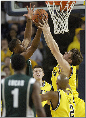 Zack Novak (0), Stu Douglass (1), and C.J. Lee (2)