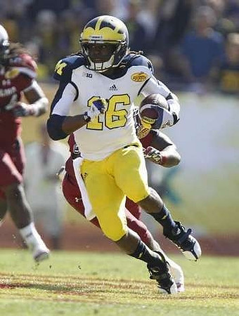 Denard Robinson (16)