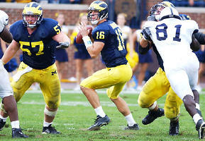 John Navarre (16) and Dave Pearson (57)