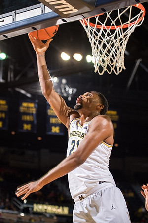 Zak Irvin (21)