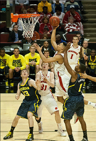 Matt Vogrich (13) and Glenn Robinson III (1)
