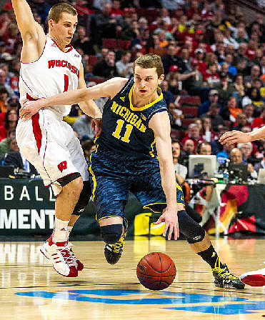Nik Stauskas (11)