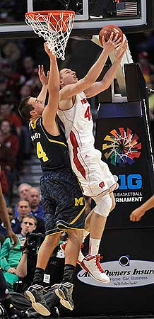 Mitch McGary (4)