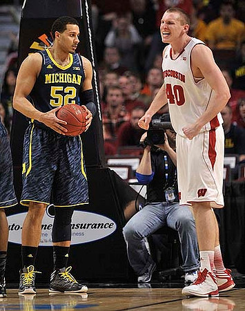 Jordan Morgan (52)