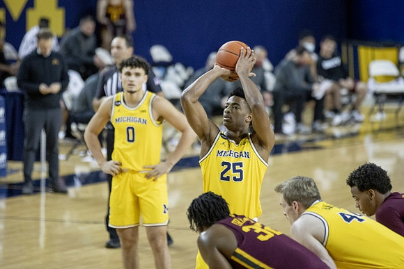 Adrien Nunez (0), Jace Howard (25), and Jaron Faulds (44)