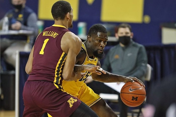 Chaundee Brown Jr. (15)