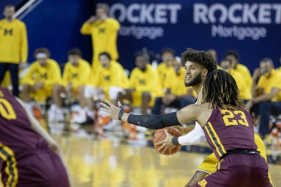 Isaiah Livers (2)