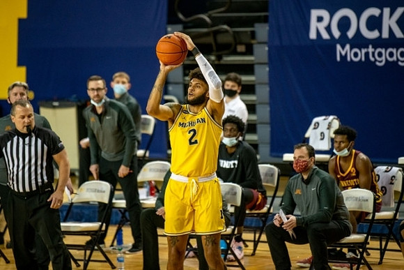 Isaiah Livers (2)