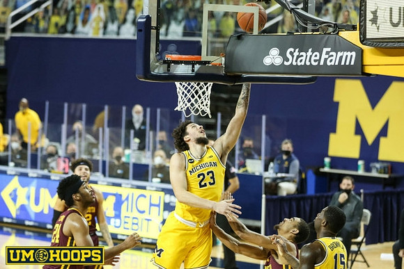 Brandon Johns Jr. (23) and Chaundee Brown Jr. (15)