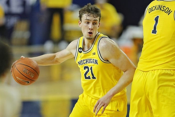 Franz Wagner (21) and Hunter Dickinson (1)