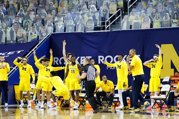 Juwan Howard and Michigan Team
