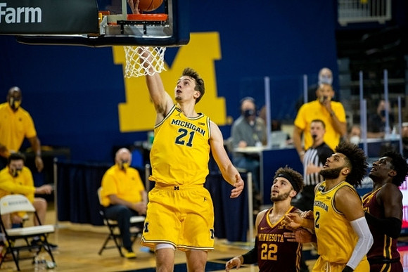 Franz Wagner (21) and Isaiah Livers (2)