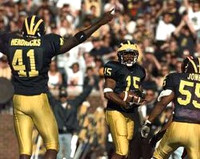 DeWayne Patmon (15), Tommy Hendricks (41), and Dhani Jones (55)