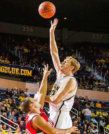 Blake McLimans (22)