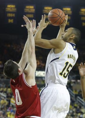 Jon Horford (15)