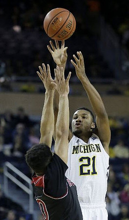 Zak Irvin (21)