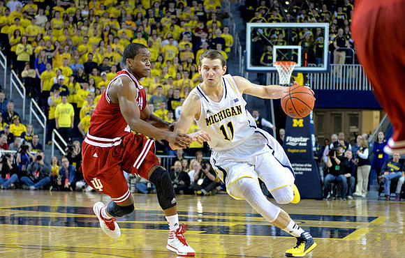 Nik Stauskas (11)