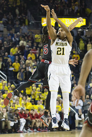 Zak Irvin (21)