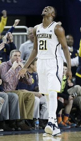 Zak Irvin (21)
