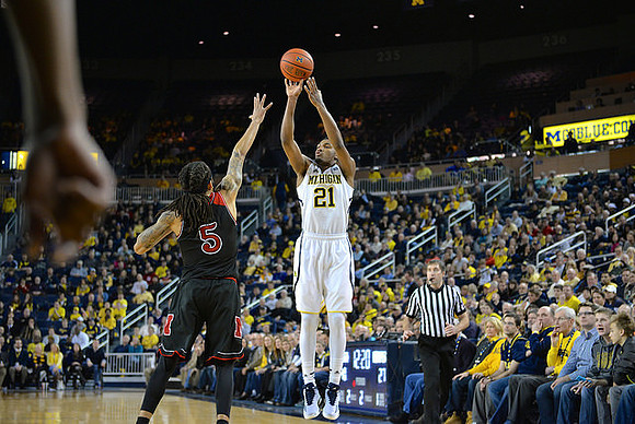 Zak Irvin (21)