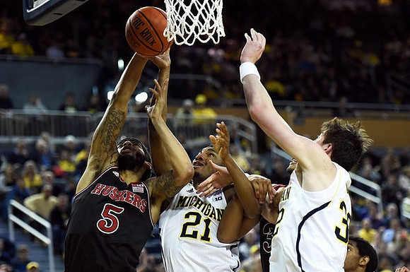 Zak Irvin (21) and Ricky Doyle (32)