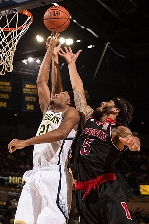 Zak Irvin (21)