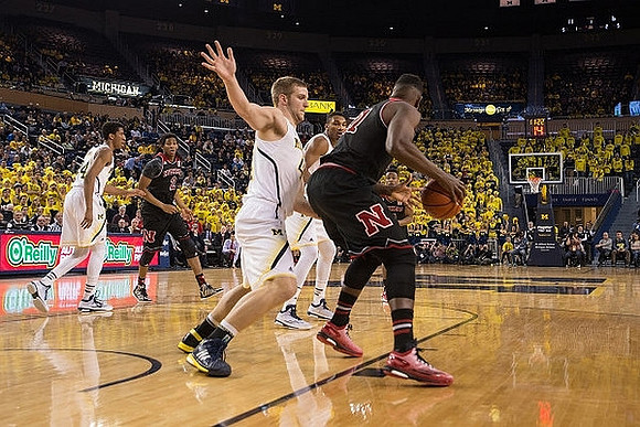 Aubrey Dawkins (24), Max Bielfeldt (44), and Zak Irvin (21)